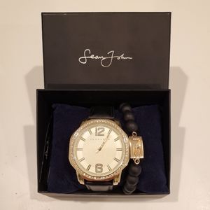 Sean John Mens leather strap watch and bracelet set 46mm